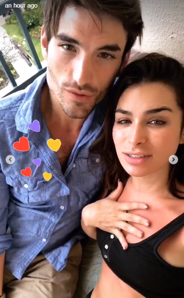Ashley Iaconetti Ashley Iaconetti and Jared Haibon Enjoy PDA-Filled Trip to Hawaii - Big